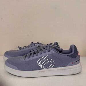 Adidas  Five Ten Sleuth DLX Canvas mountain bike shoes size 9